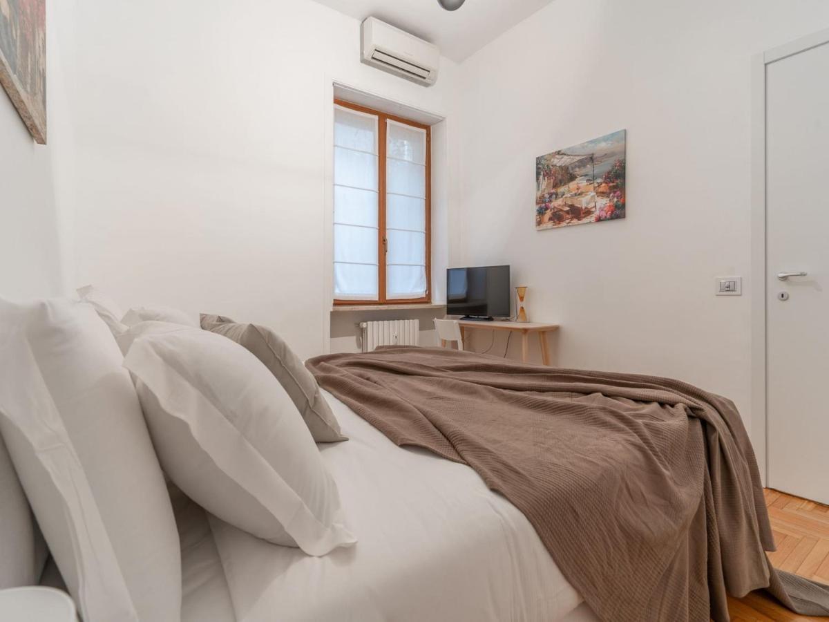 The Best Rent - Spacious Three-Bedroom Apartment In Moscova Milão Exterior foto
