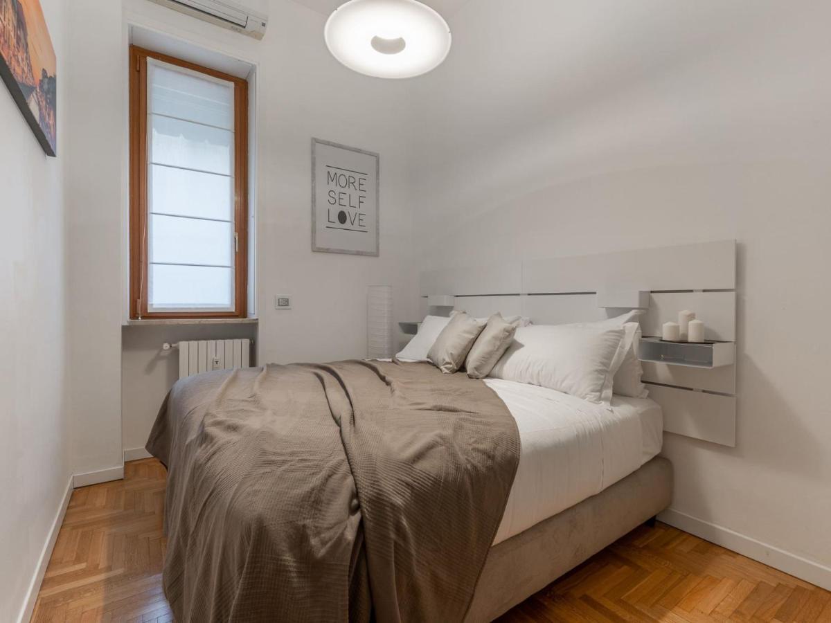The Best Rent - Spacious Three-Bedroom Apartment In Moscova Milão Exterior foto