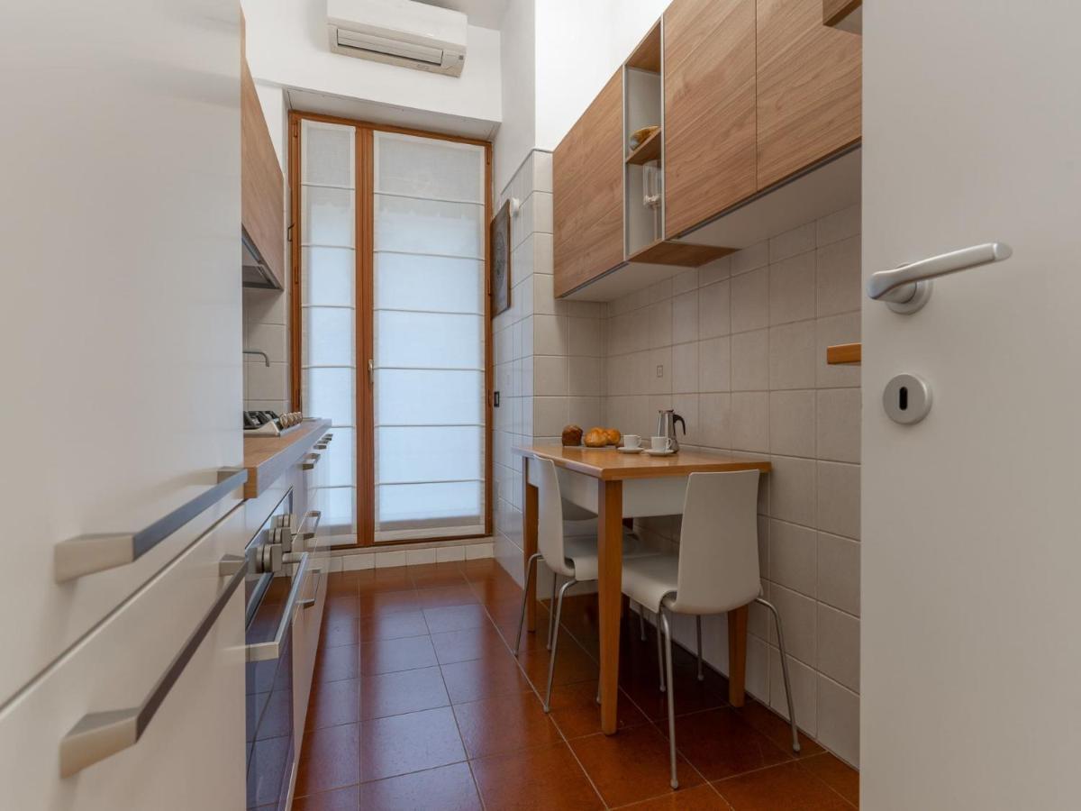 The Best Rent - Spacious Three-Bedroom Apartment In Moscova Milão Exterior foto