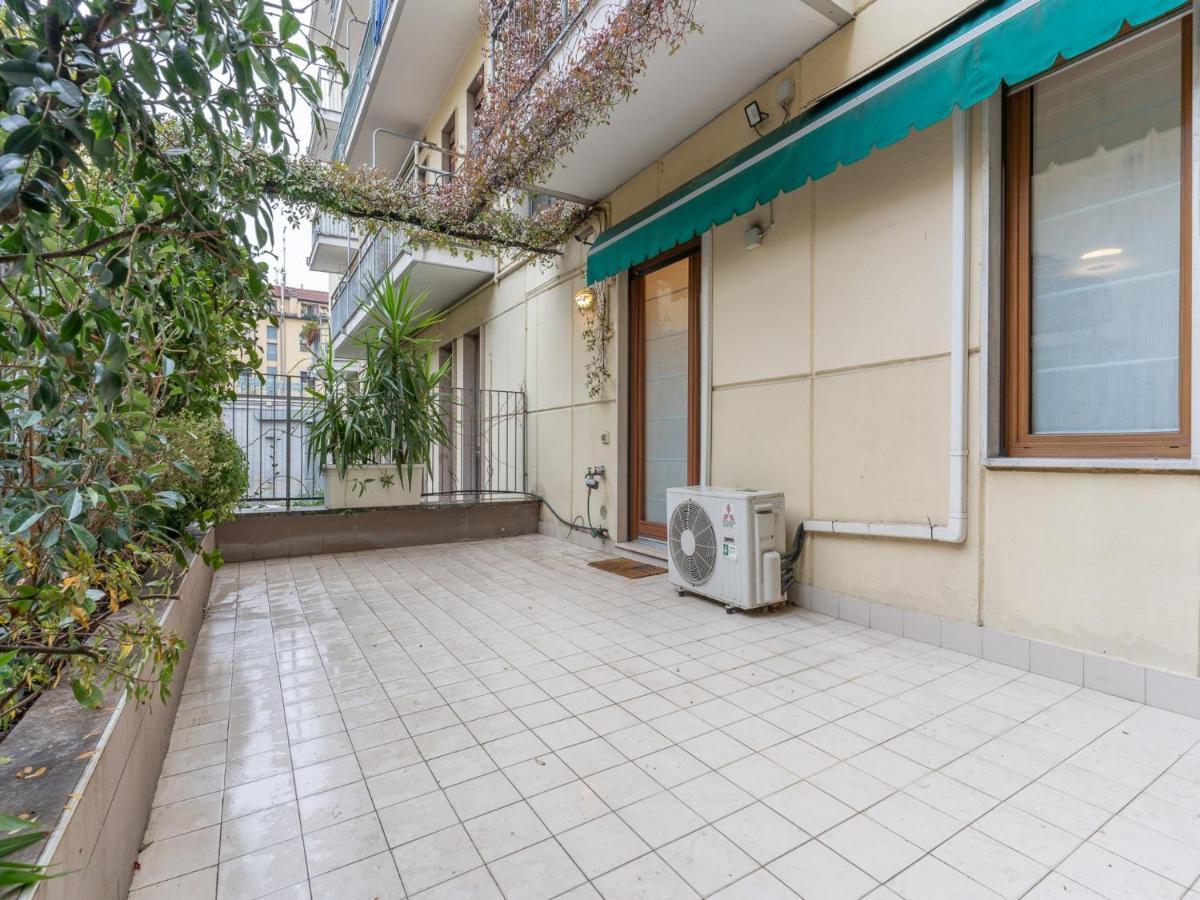 The Best Rent - Spacious Three-Bedroom Apartment In Moscova Milão Exterior foto