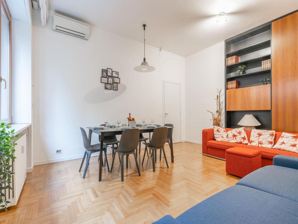 The Best Rent - Spacious Three-Bedroom Apartment In Moscova Milão Exterior foto