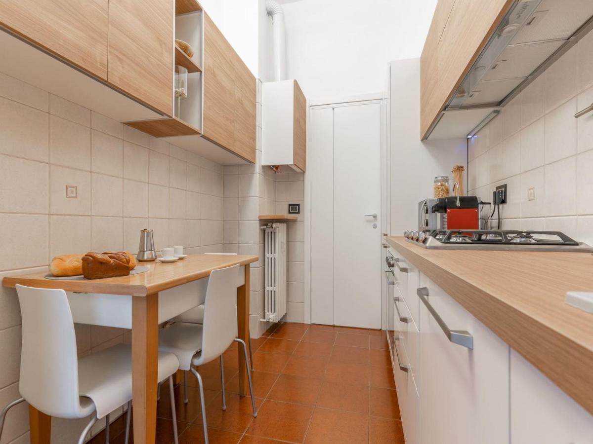 The Best Rent - Spacious Three-Bedroom Apartment In Moscova Milão Exterior foto