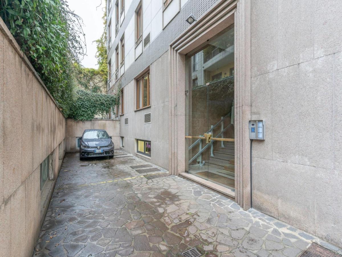 The Best Rent - Spacious Three-Bedroom Apartment In Moscova Milão Exterior foto